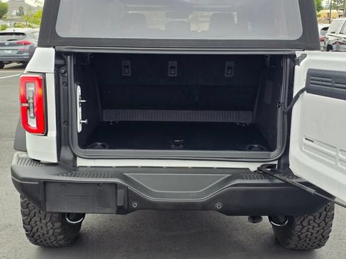 Used 2023 Ford Bronco Badlands AWD/4WD image 14