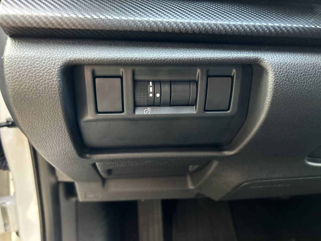 Certified 2024 Subaru Crosstrek 2.0i Premium AWD/4WD image 17