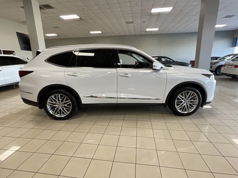Used 2023 Acura MDX SH-AWD w/ Advance Package image 7