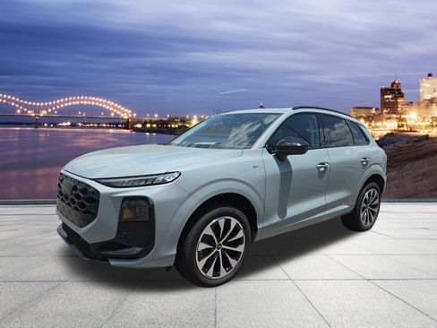 New 2026 Audi Q3 quattro 2.0T AWD/4WD image 1
