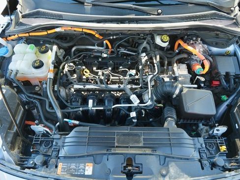 Used 2022 Ford Escape Titanium image 37