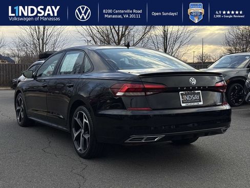 Used 2020 Volkswagen Passat 2.0T R-Line image 4