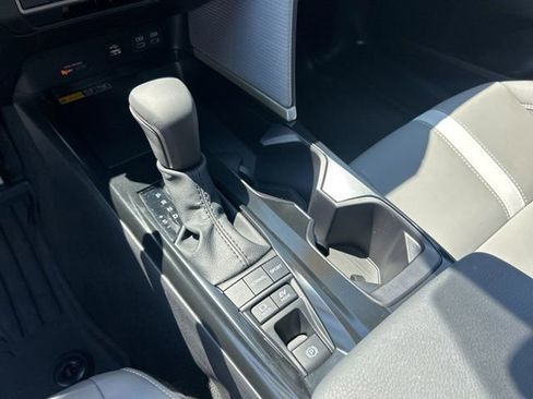 Used 2025 Toyota Camry SE w/ Convenience Package FWD image 26