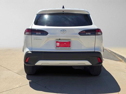 Certified 2026 Toyota Corolla Cross L FWD image 4