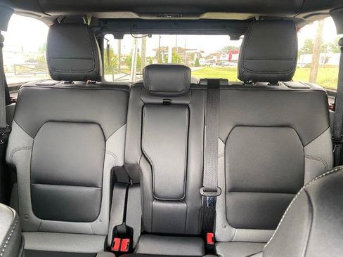 Certified 2024 Ford Bronco Black Diamond AWD/4WD image 25