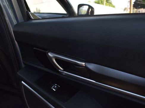Used 2025 Kia Telluride S FWD image 25