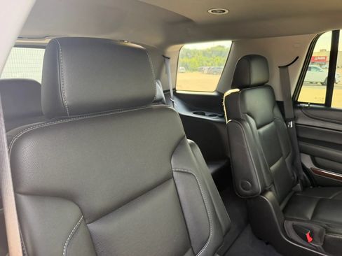 Used 2019 GMC Yukon SLT w/ Premium Edition AWD/4WD image 50
