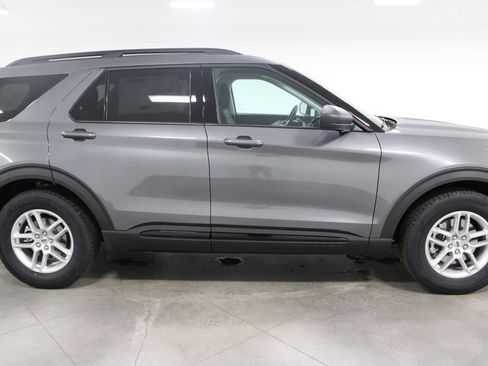 New 2026 Ford Explorer Active image 10