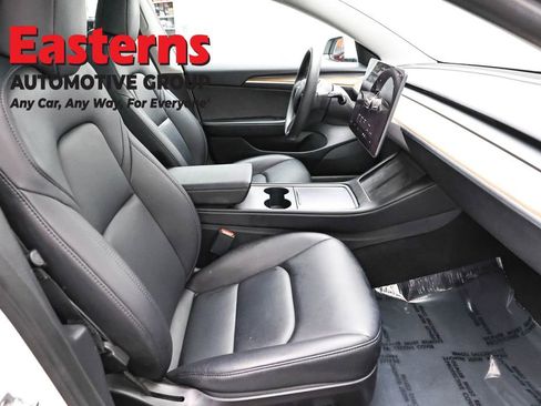 Used 2023 Tesla Model 3 Standard Range image 22