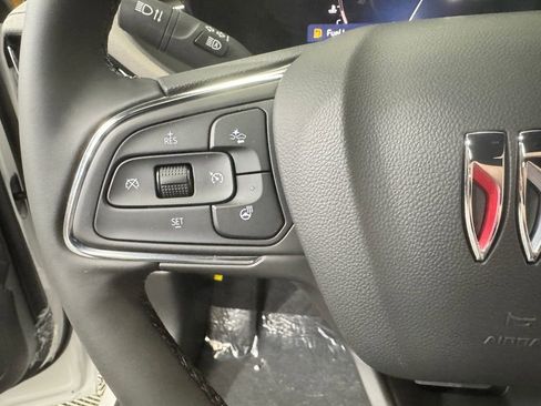 New 2026 Buick Envista Avenir image 18