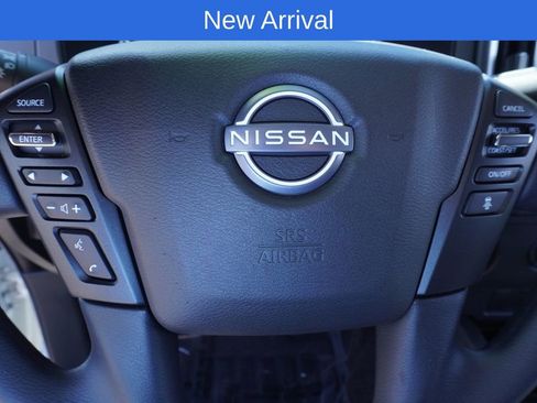 Certified 2025 Nissan Frontier SV w/ Tow Package RWD image 18