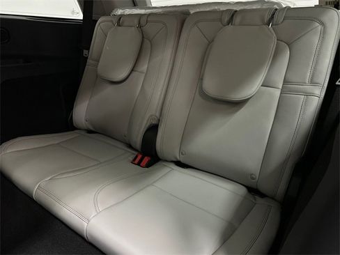 New 2026 Lincoln Aviator Reserve image 19