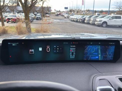 Certified 2025 Ford Expedition Max Platinum w/ Driver's Package image 27