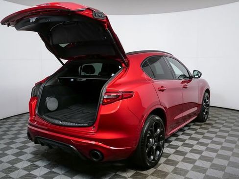 Used 2023 Alfa Romeo Stelvio Veloce image 30