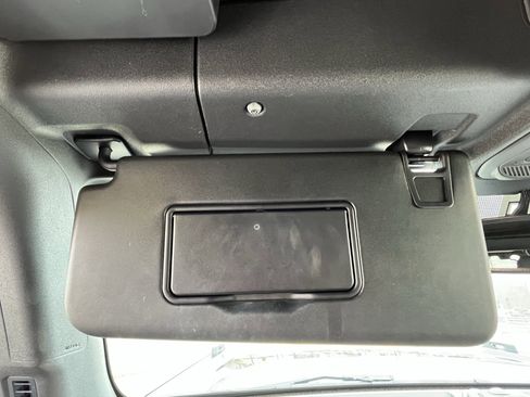 Used 2024 Ford Bronco Wildtrak image 23