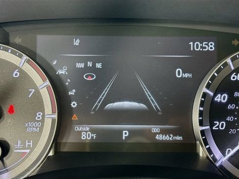 Used 2023 Toyota Highlander LE FWD image 12