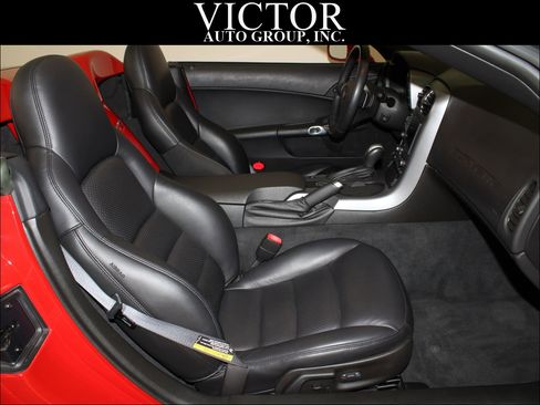 Used 2006 Chevrolet Corvette Convertible w/ Preferred Equipment Group image 33