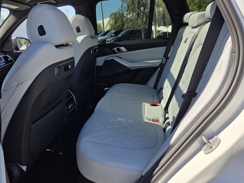 New 2026 BMW X5 xDrive40i AWD/4WD image 11