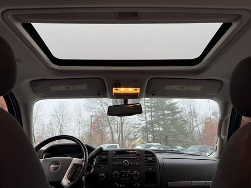 Used 2010 GMC Sierra 2500 SLE image 20