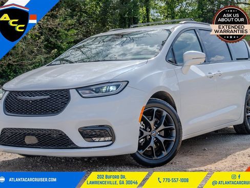 Used 2021 Chrysler Pacifica Touring-L w/ Premium & Safety Sphere Group image 1