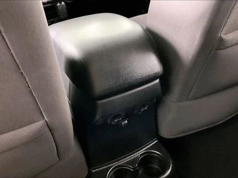 Used 2017 Jeep Wrangler Unlimited Sport AWD/4WD image 9