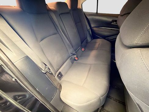 Used 2022 Toyota Corolla LE image 14