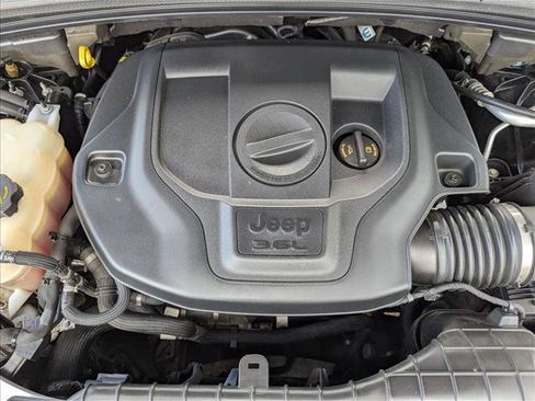Used 2022 Jeep Grand Cherokee Summit AWD/4WD image 24