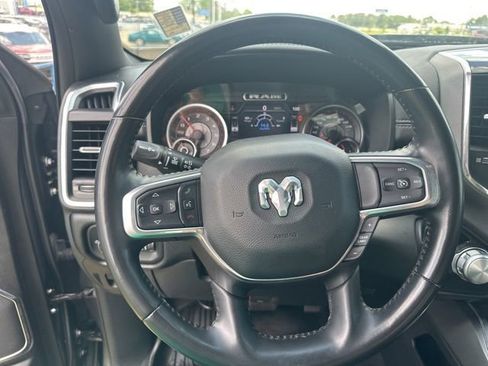 Used 2021 RAM 1500 Laramie AWD/4WD image 17
