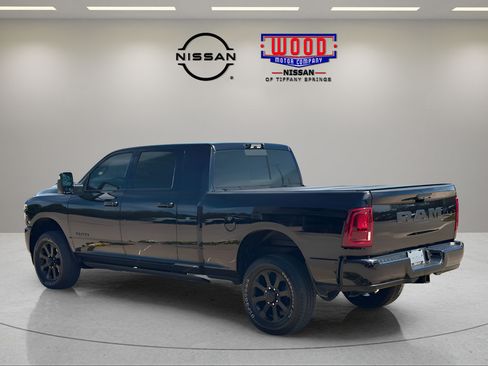 Used 2026 RAM 2500 Laramie AWD/4WD image 6