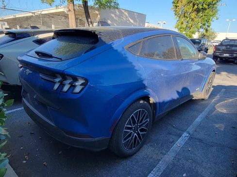 Used 2025 Ford Mustang Mach-E Premium image 6