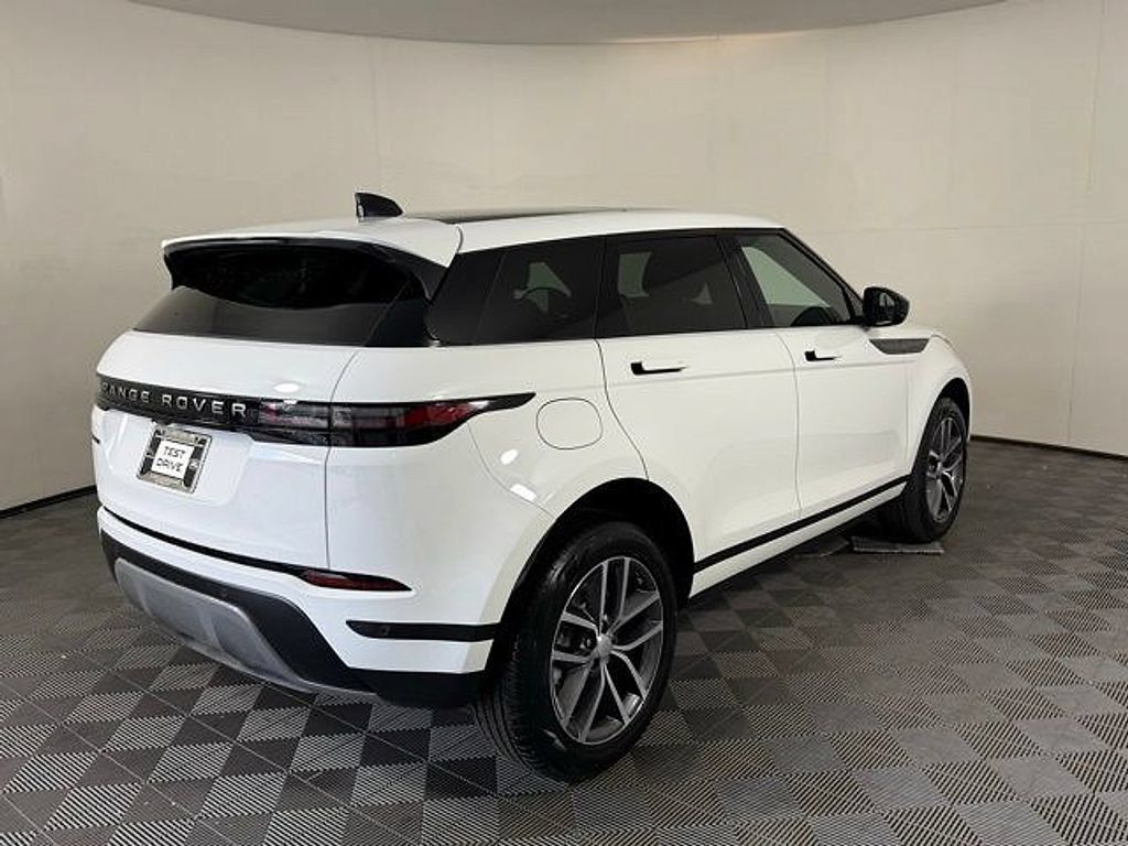 Certified 2026 Land Rover Range Rover Evoque S AWD/4WD image 6