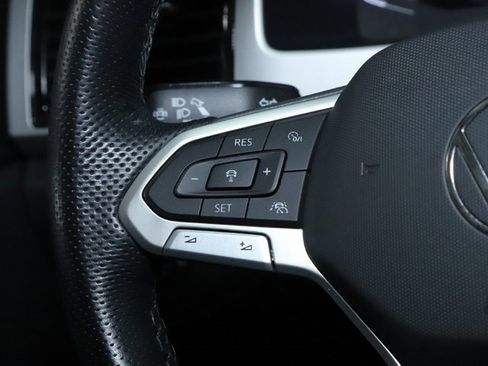 Used 2023 Volkswagen Atlas SEL Premium image 22