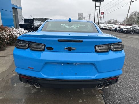 Used 2023 Chevrolet Camaro LT w/ RS Package image 8