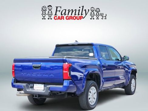 Used 2025 Toyota Tacoma SR5 RWD image 4