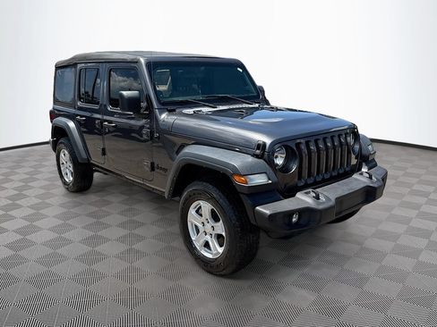 Used 2022 Jeep Wrangler Unlimited Sport AWD/4WD image 4