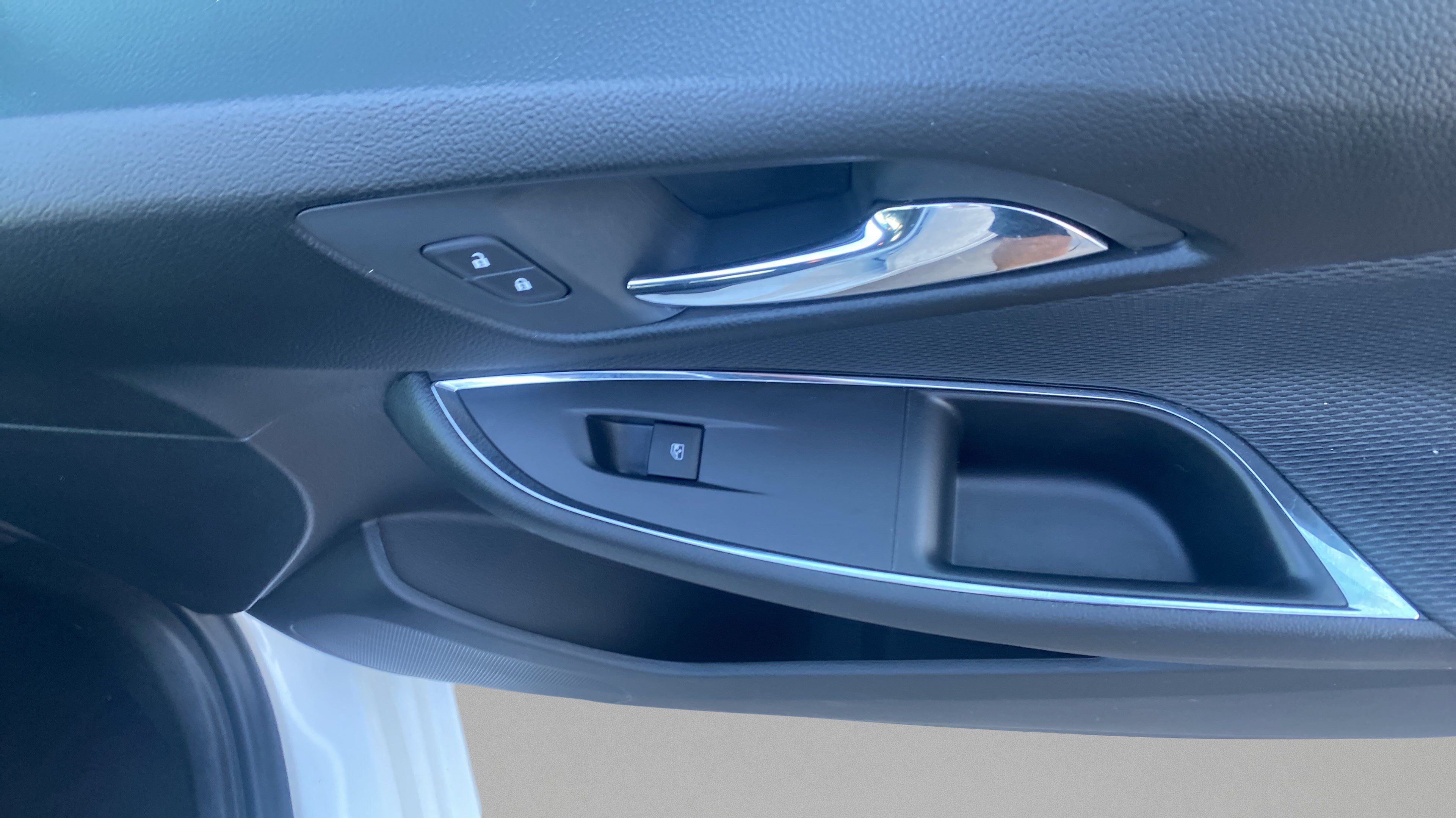 Used 2019 Chevrolet Cruze LT FWD image 22