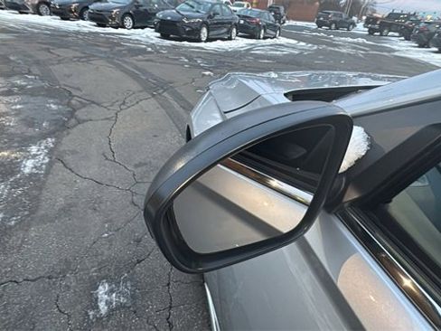 Used 2024 Nissan Altima 2.5 S image 37