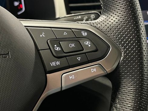 Used 2023 Volkswagen Atlas Cross Sport SEL Premium R-Line AWD/4WD image 28