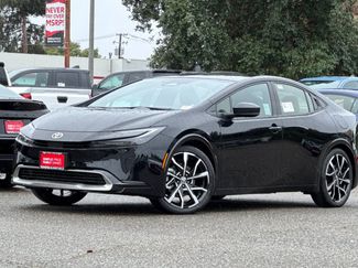 New 2026 Toyota Prius Plug-In Hybrid FWD video 2