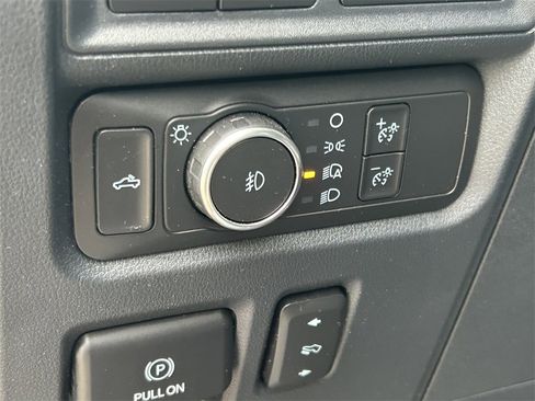 Used 2022 Ford F150 Platinum w/ Equipment Group 701A High image 34