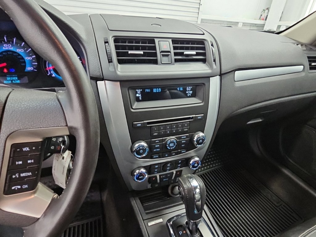 Used 2012 Ford Fusion SEL FWD image 13