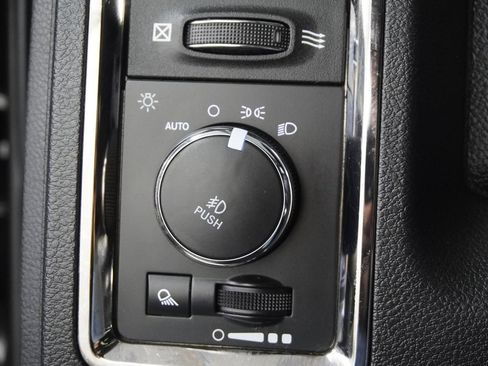 Used 2018 RAM 1500 Sport w/ Convenience Group AWD/4WD image 17