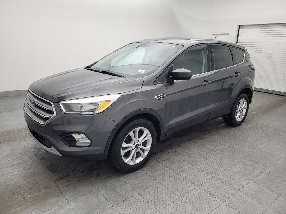 Used 2017 Ford Escape SE AWD/4WD image 2