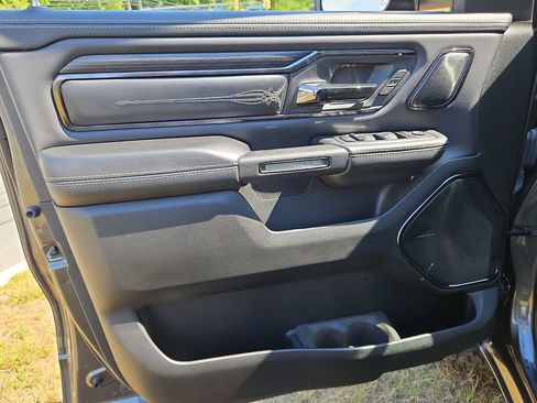 Used 2023 RAM 1500 Limited AWD/4WD image 13