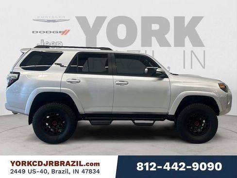 Used 2021 Toyota 4Runner TRD Off-Road Premium w/ Moonroof Package AWD/4WD image 6