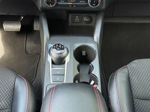 Used 2026 Ford Escape ST-Line AWD/4WD image 16