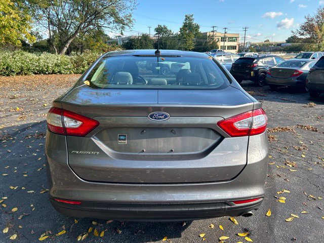 Used 2014 Ford Fusion S FWD image 4