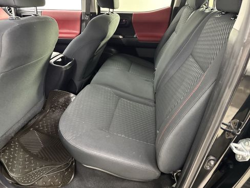Used 2021 Toyota Tacoma SR5 RWD image 36