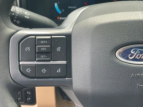 New 2026 Ford F250 Lariat AWD/4WD image 17