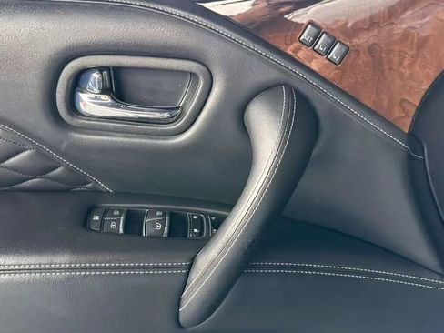 Used 2018 INFINITI QX80 2WD w/ Deluxe Technology Package image 19